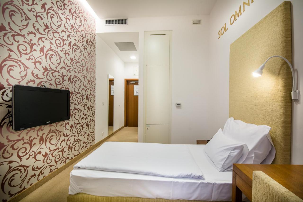 Rimske Terme Resort - Hotel Sofijin Dvor Rimske Toplice Bagian luar foto